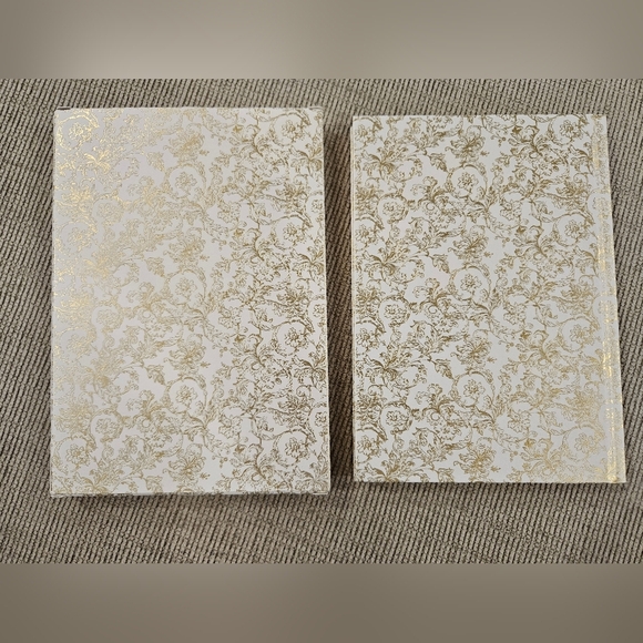 NIB Dior Elegant Gold and White Notebook In Box - Picture 4 of 9